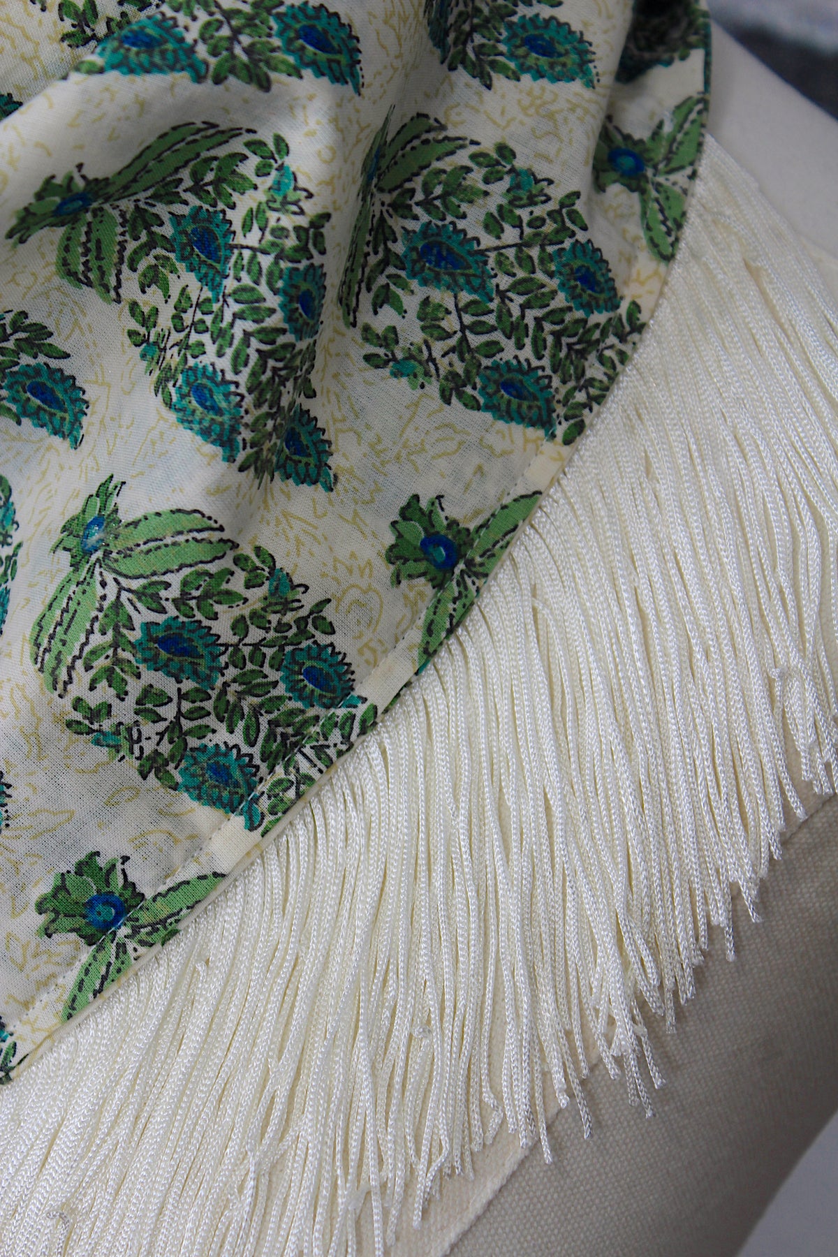 Sydney - Ivory Scarf