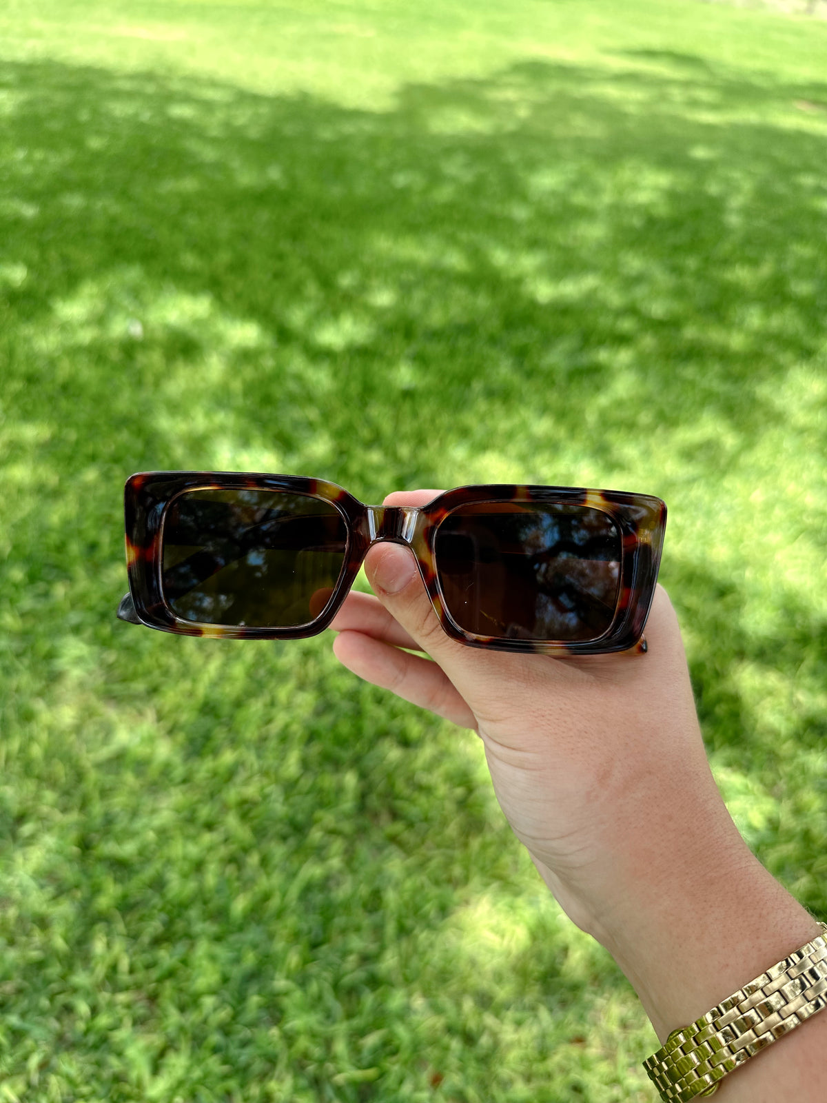 Blonde Roux Tortoise Sunnies