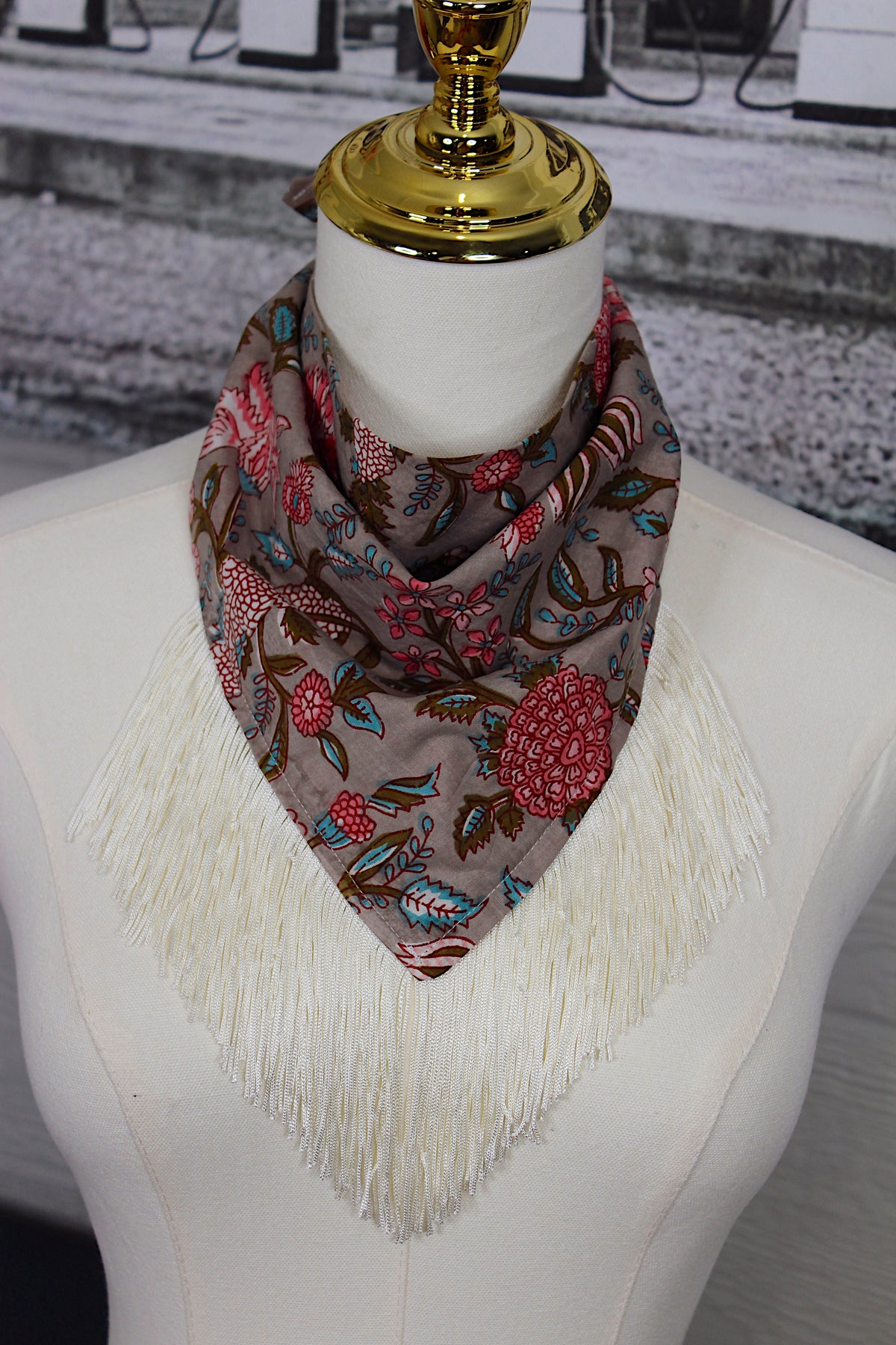 Taylor - Ivory Scarf