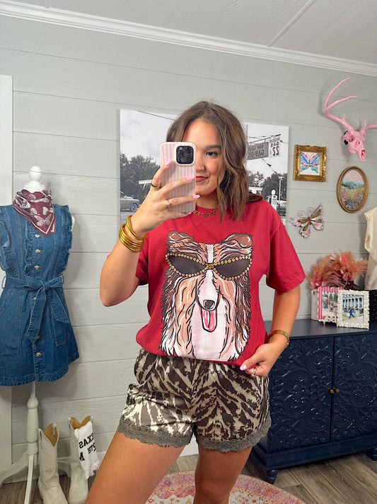 The Queen Tee