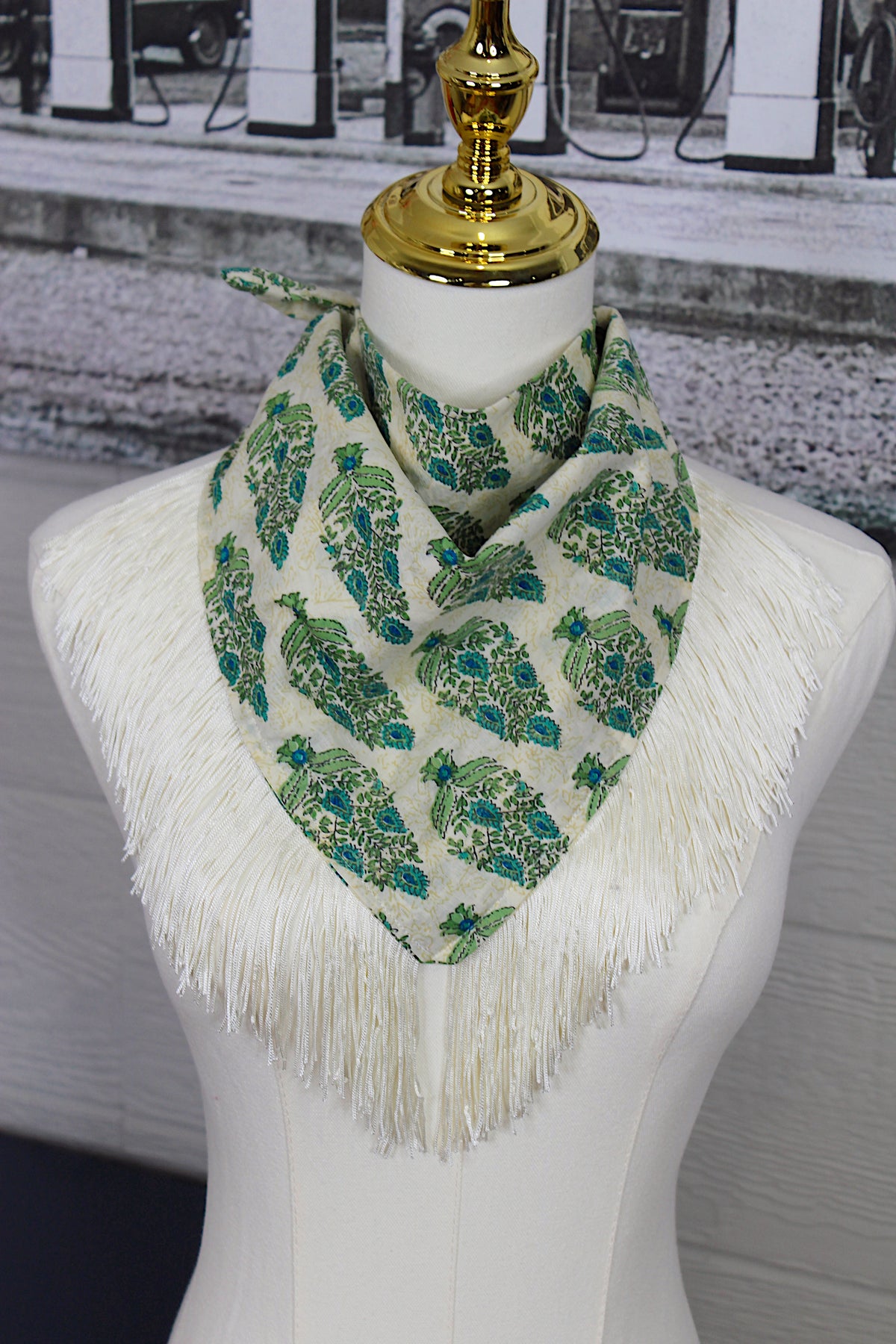 Sydney - Ivory Scarf