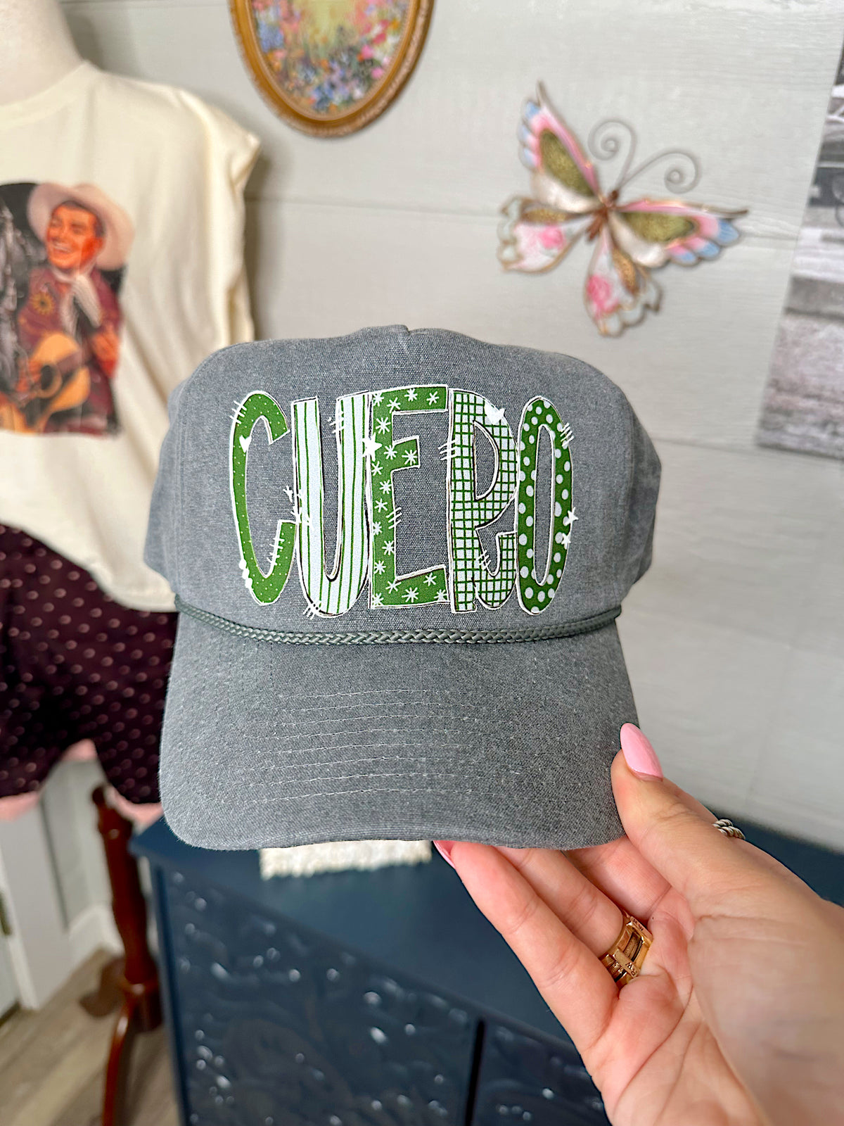 Cuero Trucker